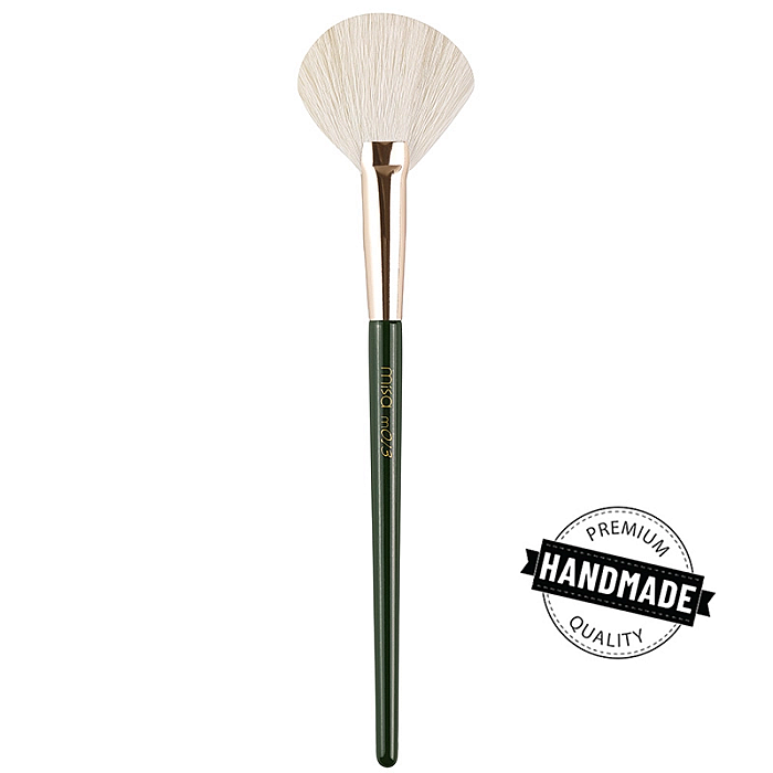 Pensula emerald pentru iluminator din par de capra m013