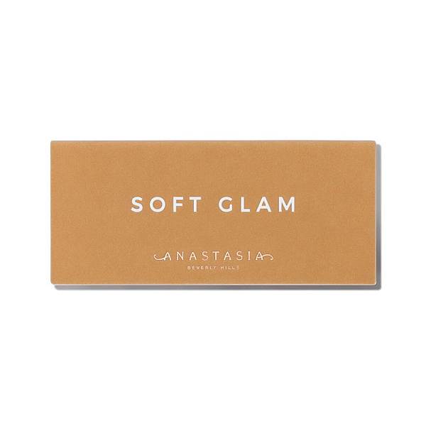 Paleta de farduri soft glam