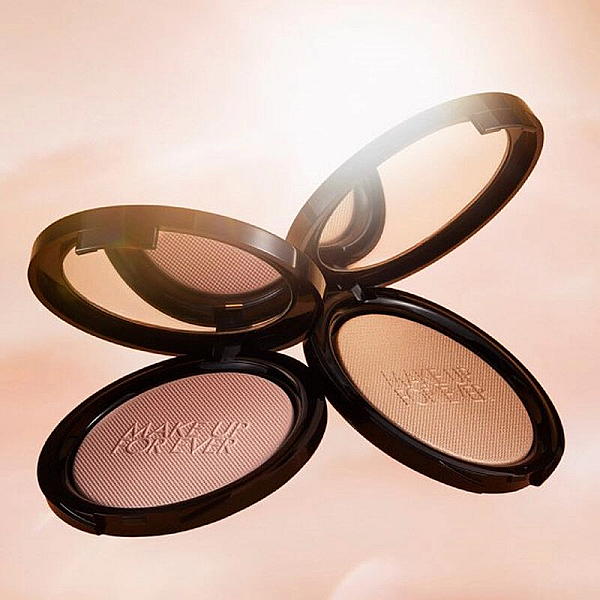 Iluminator pro glow highlighter