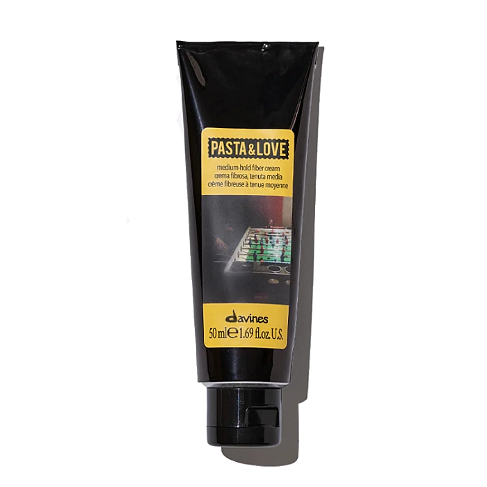 Crema modelatoare cu textura fibroasa, cu fixare medie pasta and love