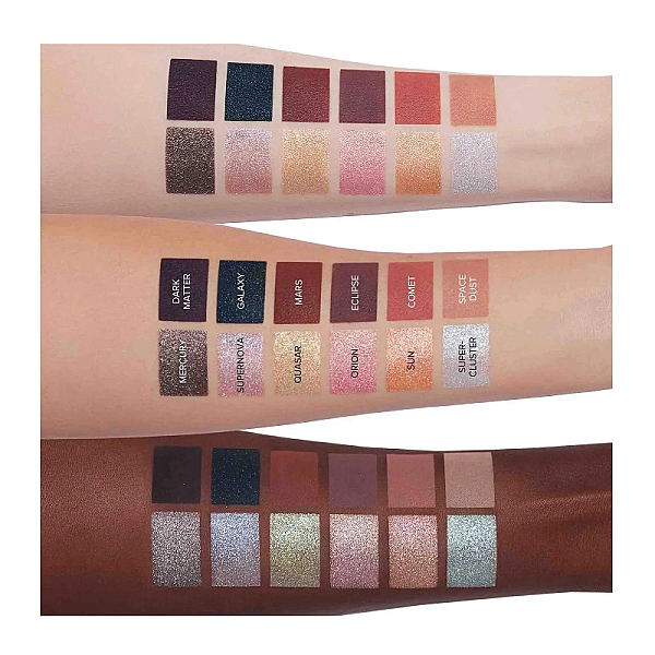Paleta de farduri cosmos