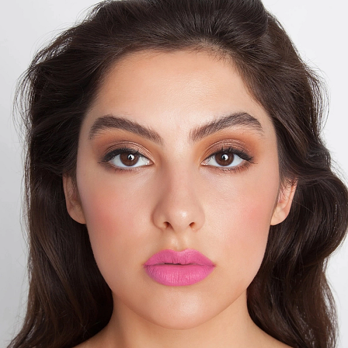 Ruj lichid mat meet matte hughes