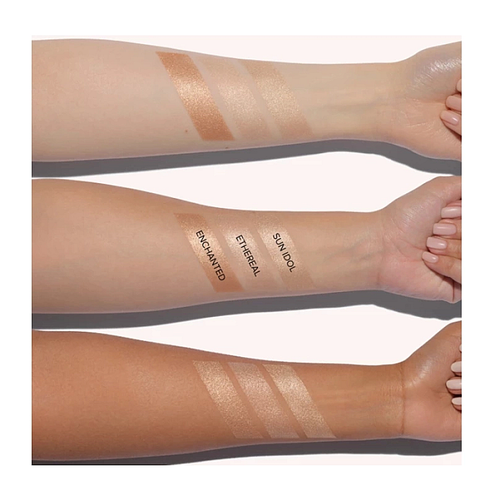 Iluminator compact glow seeker highlighter