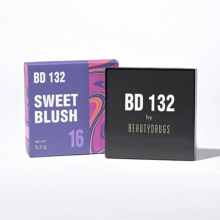 Blush compact sweet blush