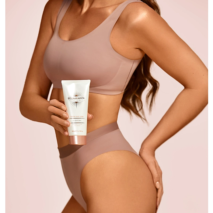 Scrub pentru corp cu acid glycolic