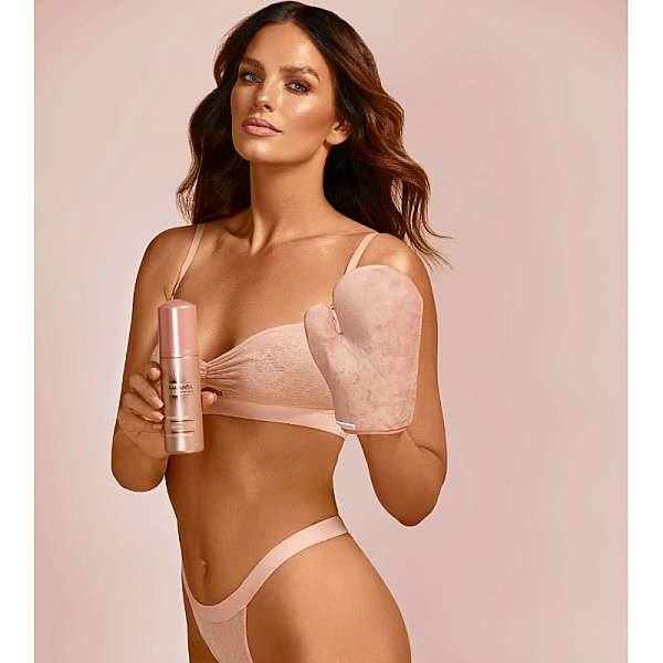 Spuma autobronzanta tanning mousse