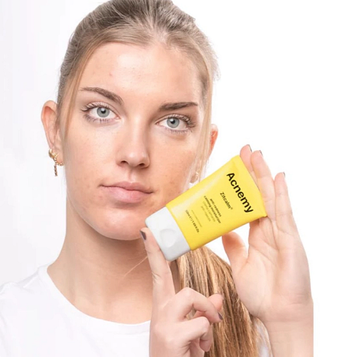Crema hidratanta si calmanta anti-roseata, zitcalm