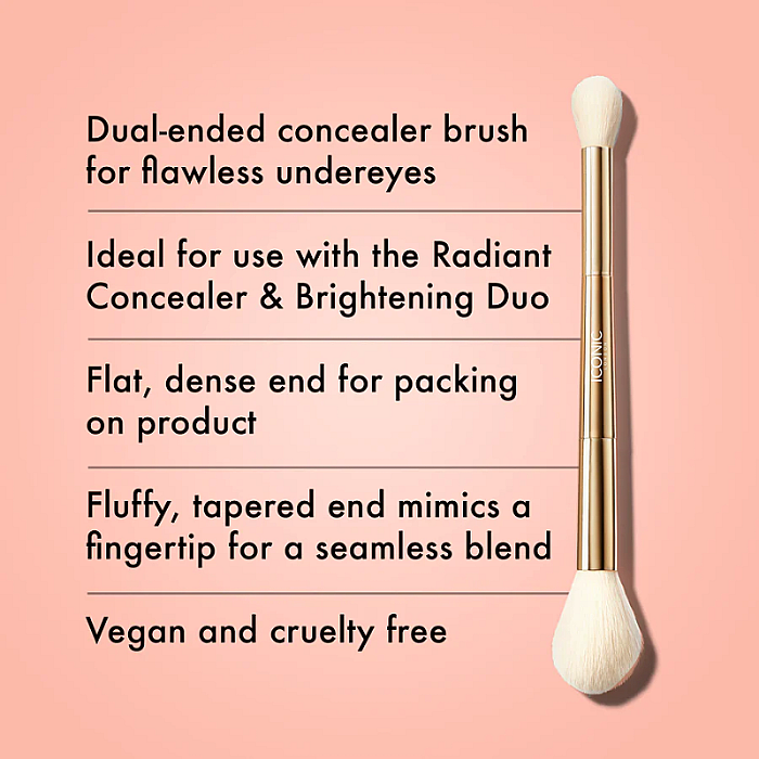 Pensula duala pentru aplicarea precisa a iluminatorului si blush-ului Highlight & Blush Brush