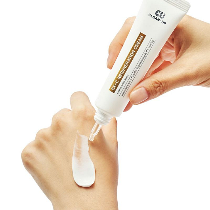 Crema reparatoare pentru ten matur Clean-Up