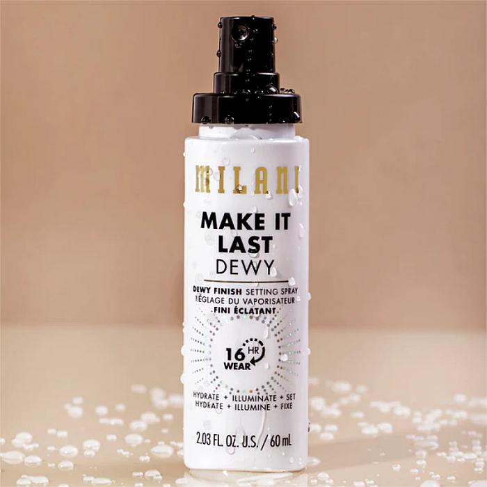 Spray de fixare cu efect luminos Make It Last Dewy Finish