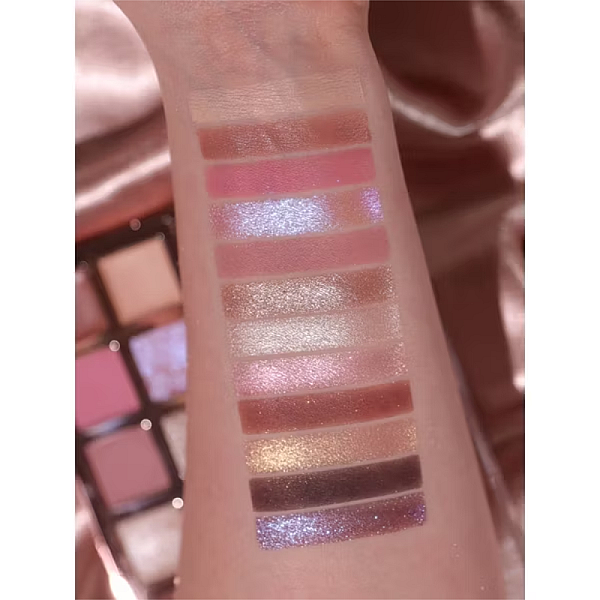 Paleta farduri The Enchanted Icon Palette