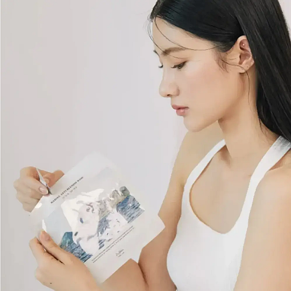 Masca anti-imperfectiuni cu Centella Asiatica Marine Anti-Blemish