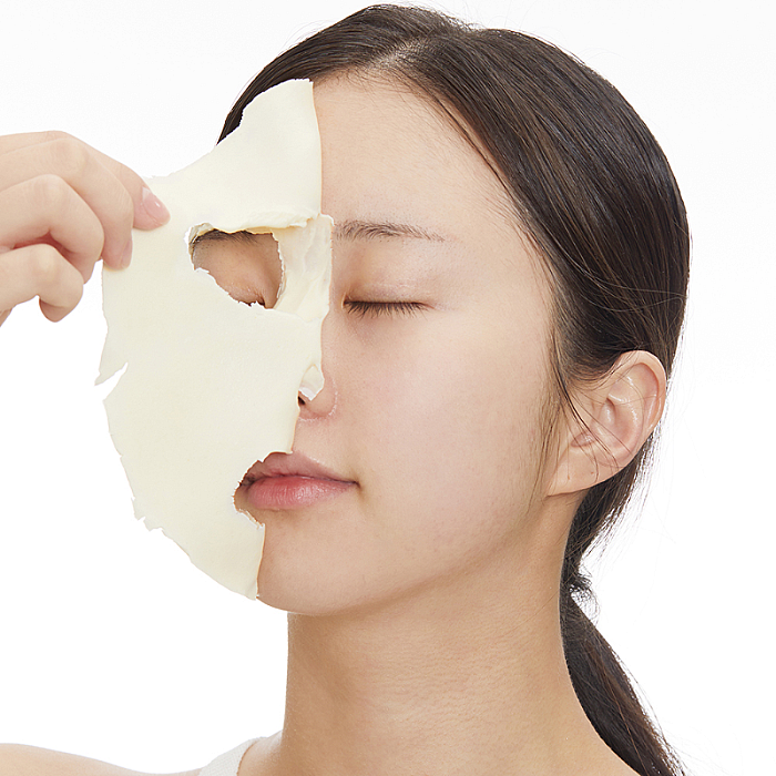 Masca modelatoare iluminatoare cu vitamina C si niacinamide Reedle Shot Ex Vitamin Modeling Pack