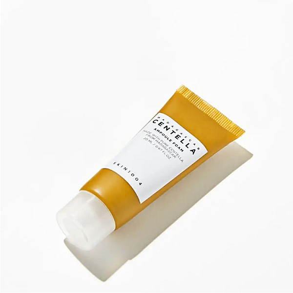 Spuma de curatare cu bicarbonat de sodiu Madagascar Centella Ampoule Foam