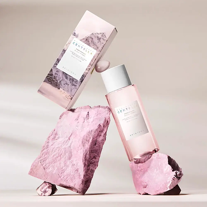 Toner hidratant pentru minimizarea porilor Madagascar Centella Poremizing Clear Toner