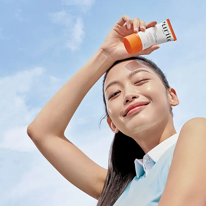 Crema cu protectie solara rezistenta la apa SPF50+ Daily Soft Touch