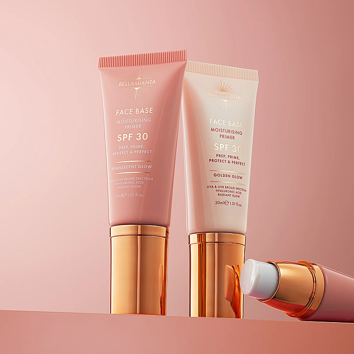Baza de machiaj hidratanta cu SPF 30 Moisturising Primer