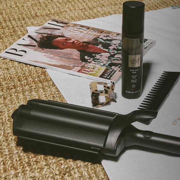 Spray profesional pentru fixarea buclelor cu protectie termica Curly Ever After
