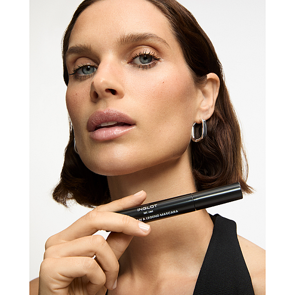 Mascara More Than a Legend