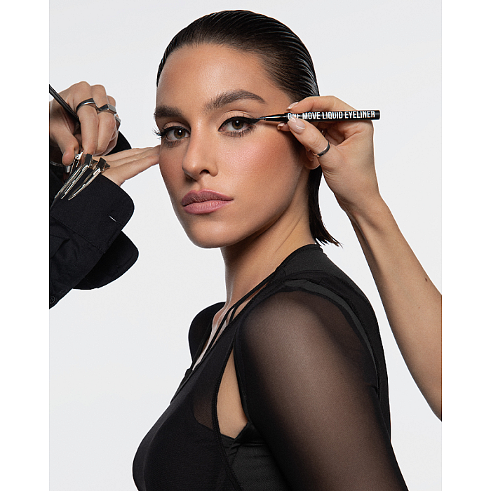 Eyeliner lichid one move