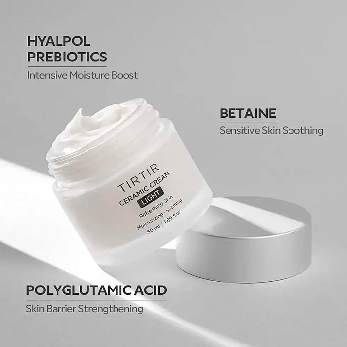 Crema de fata hidratanta cu acid hialuronic pentru ten mixt sau gras Ceramic Cream Light