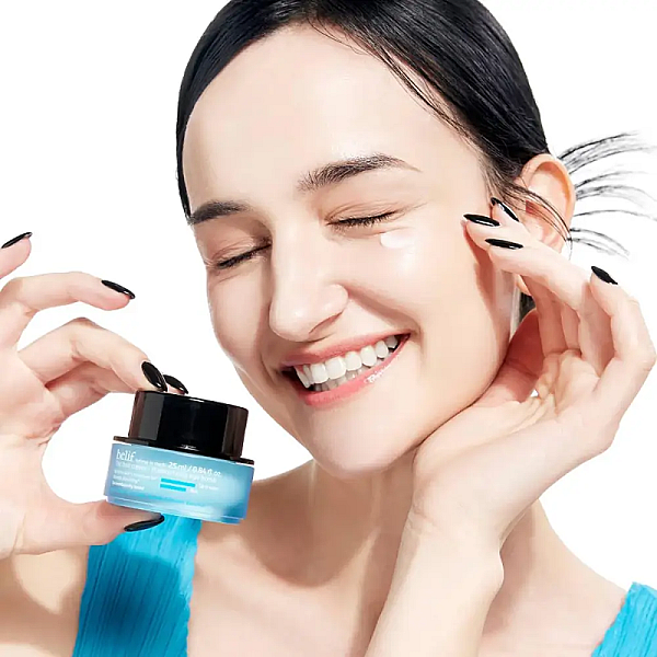 Crema de ochi intens hidratanta cu ceramide si cofeina Moisturizing Eye Bomb