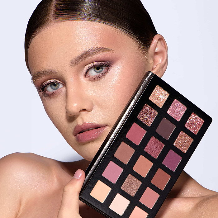 Paleta farduri 18 culori glam palette