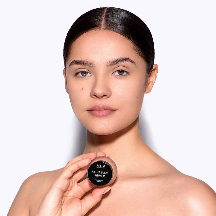 Baza de machiaj Ultra Blur Primer