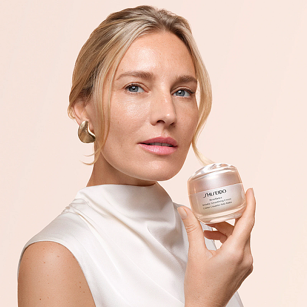 Crema de zi anti-rid Benefiance Wrinkle Smoothing Cream