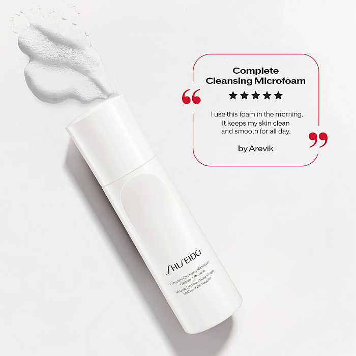 Spuma de curatare si demachiere Complete Cleansing Microfoam