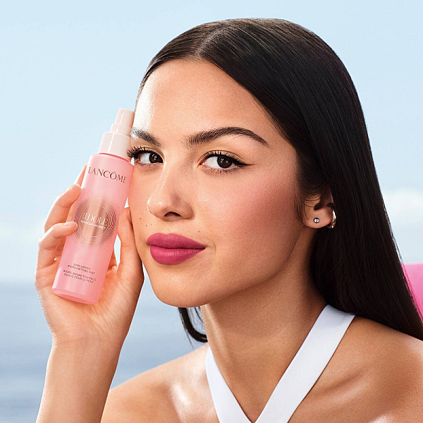 Spray de fixare Skin Idole Makeup Magnet