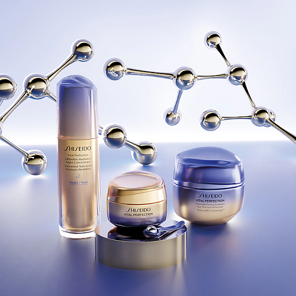 Crema de ochi pentru fermitate si riduri Vital Perfection Uplifting and Firming Advanced Eye Cream