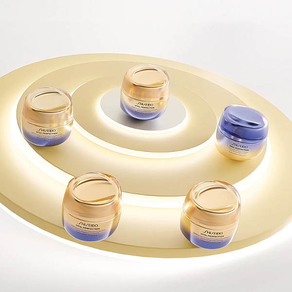 Crema de fata nutritiva pentru fermitate Vital Perfection Uplifting and Firming Advanced Cream Enriched