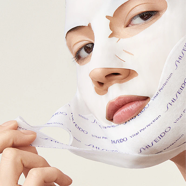 Masca de fata pentru lifting si fermitate Vital Perfection Uplifting and Firming Liftdefine Radiance Mask