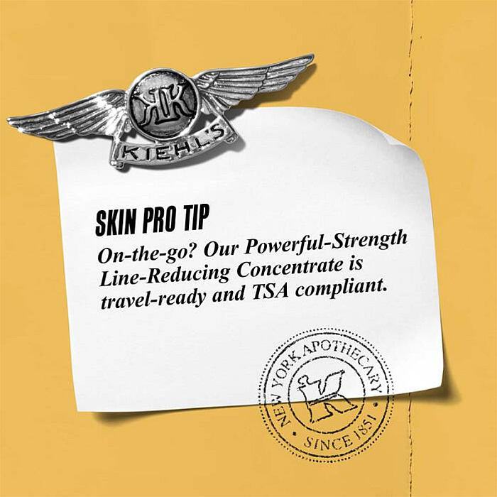 Serum de fata cu Vitamina C si Acid Hialuronic Powerful-Strength Line-Reducing Concentrate
