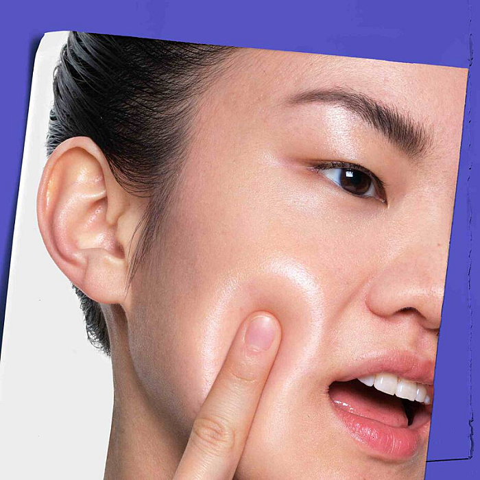 Serum pentru corectarea petelor pigmentare Clearly Corrective Dark Spot Solution