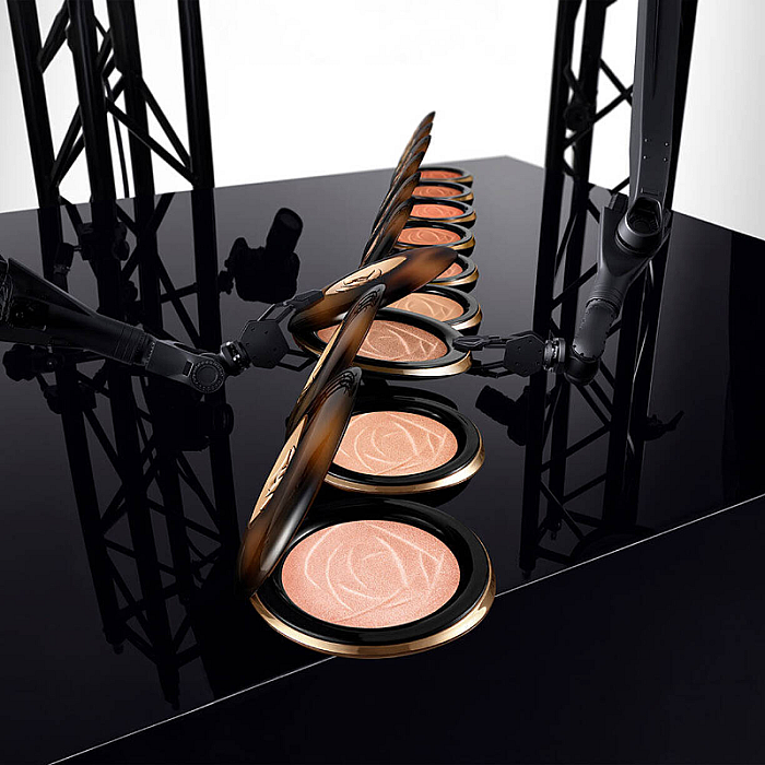 Pudra bronzanta Teint Idole Ultra Wear C.E. Skin Transforming Bronzer