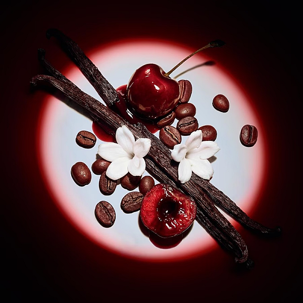 Black Opium Over Red Eau de Parfum