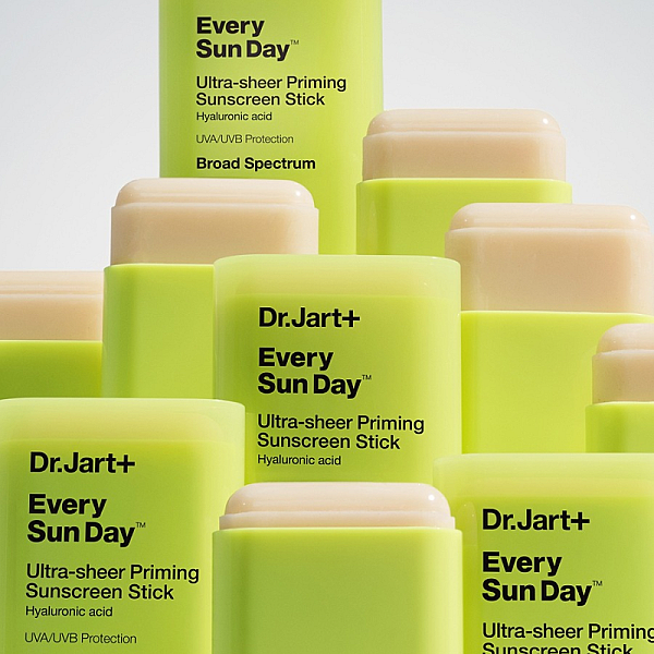 Stick cu protectie solara SPF 50+ Ultra-sheer Priming Sunscreen Stick
