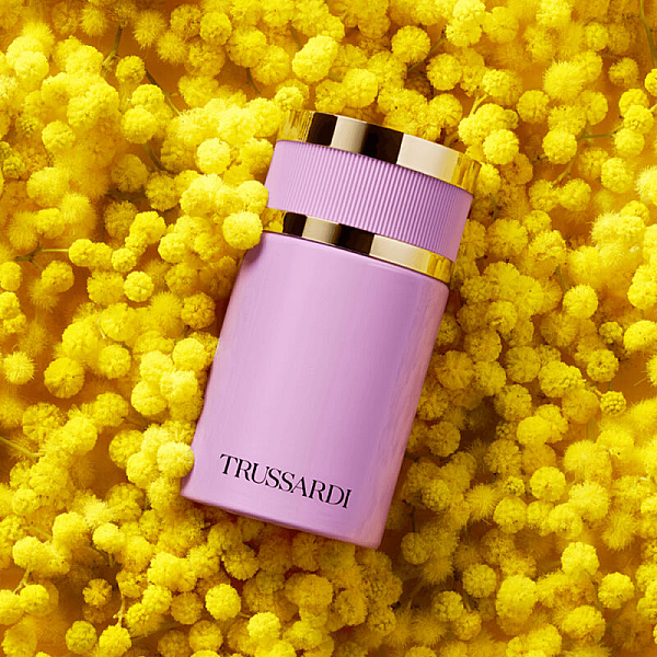 Elegantly Cool Lumineuse Eau de Parfum
