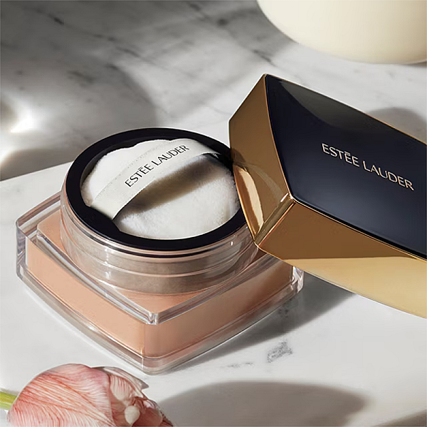 Pudra libera matifianta Double Wear Sheer Flattery Loose Powder