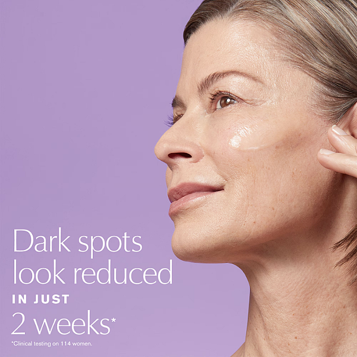 Ser iluminator cu vitamina C Perfectionist Pro Rapid Brightening Treatment Serum