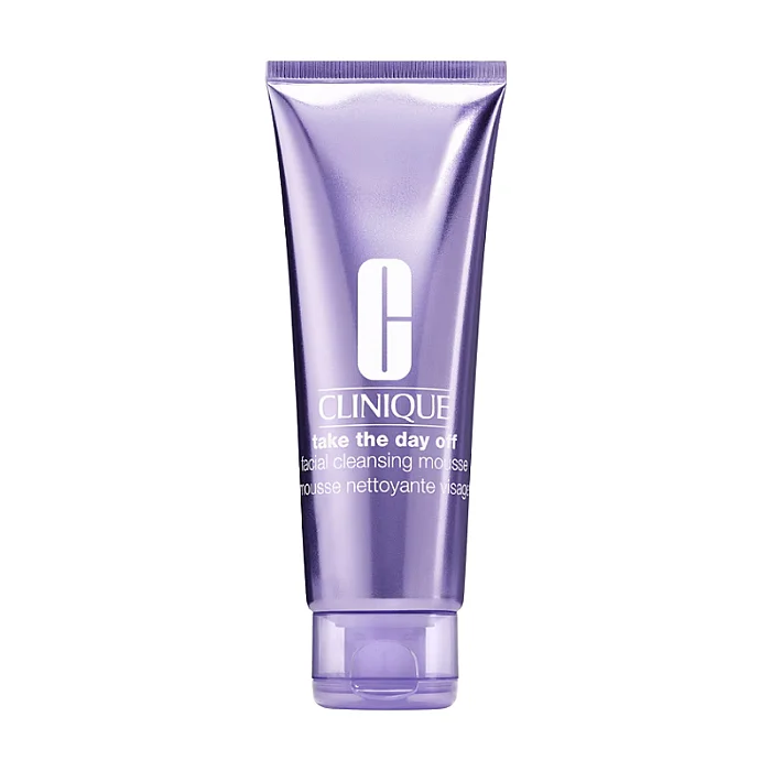 Spuma de curatare si demachiere Take The Day Off Foaming Mousse Cleanser