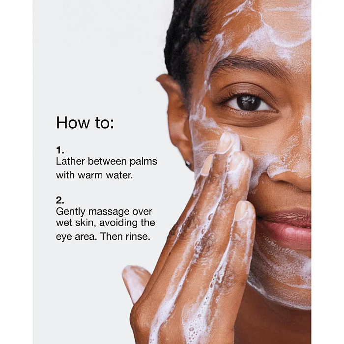 Spuma de curatare si demachiere Take The Day Off Foaming Mousse Cleanser