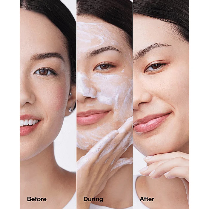 Spuma de curatare si demachiere Take The Day Off Foaming Mousse Cleanser