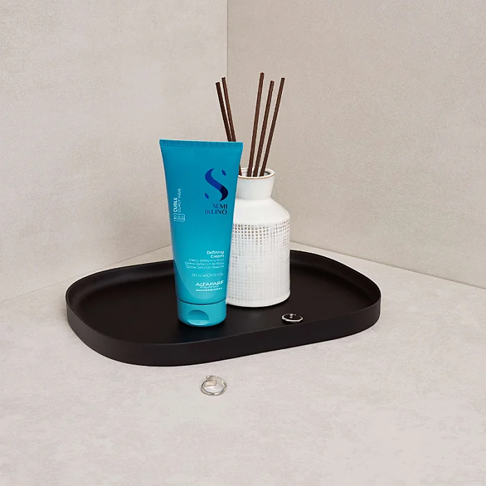 Crema pentru definirea buclelor Semi di Lino Curls Defining Cream